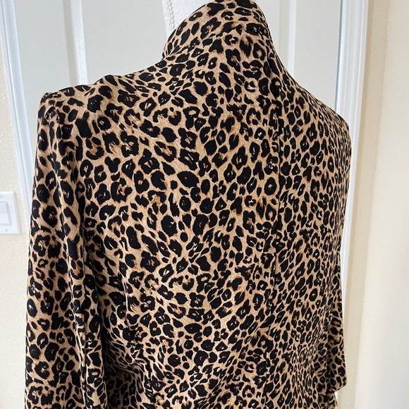 Leopard Print Modern Jacket - Picture 14 of 15